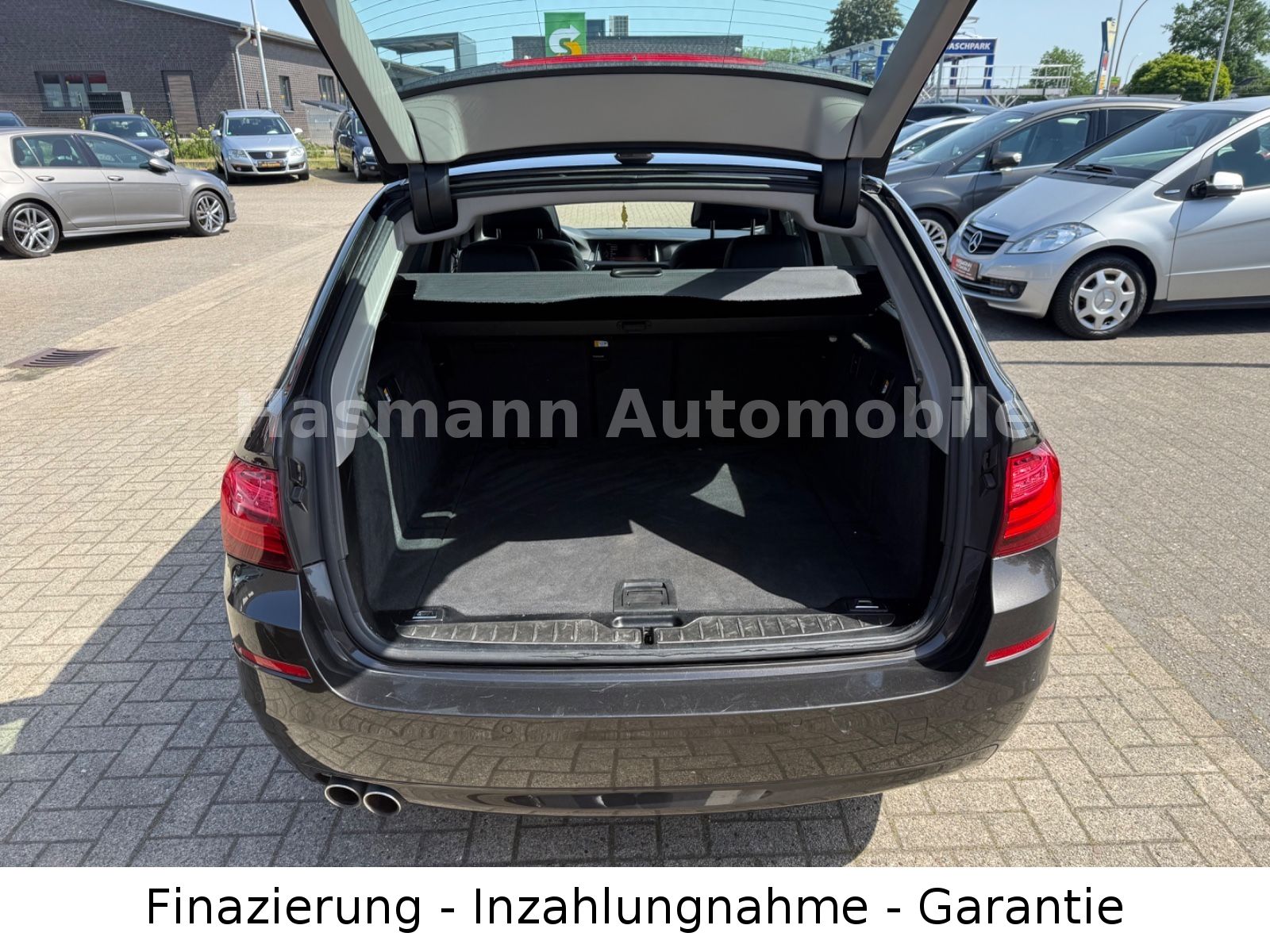 530 5 Touring 530 d*LEDER*NAVI*SCHECKHEFTGEPFLEG