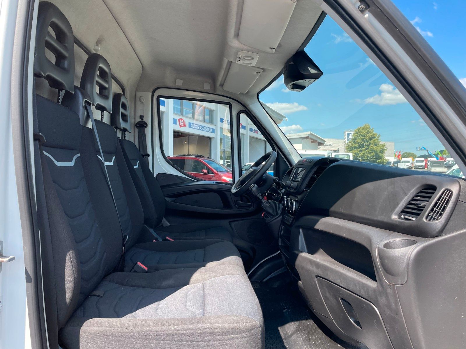 Fahrzeugabbildung Iveco Daily 35S16 *Koffer*LBW*Klima*