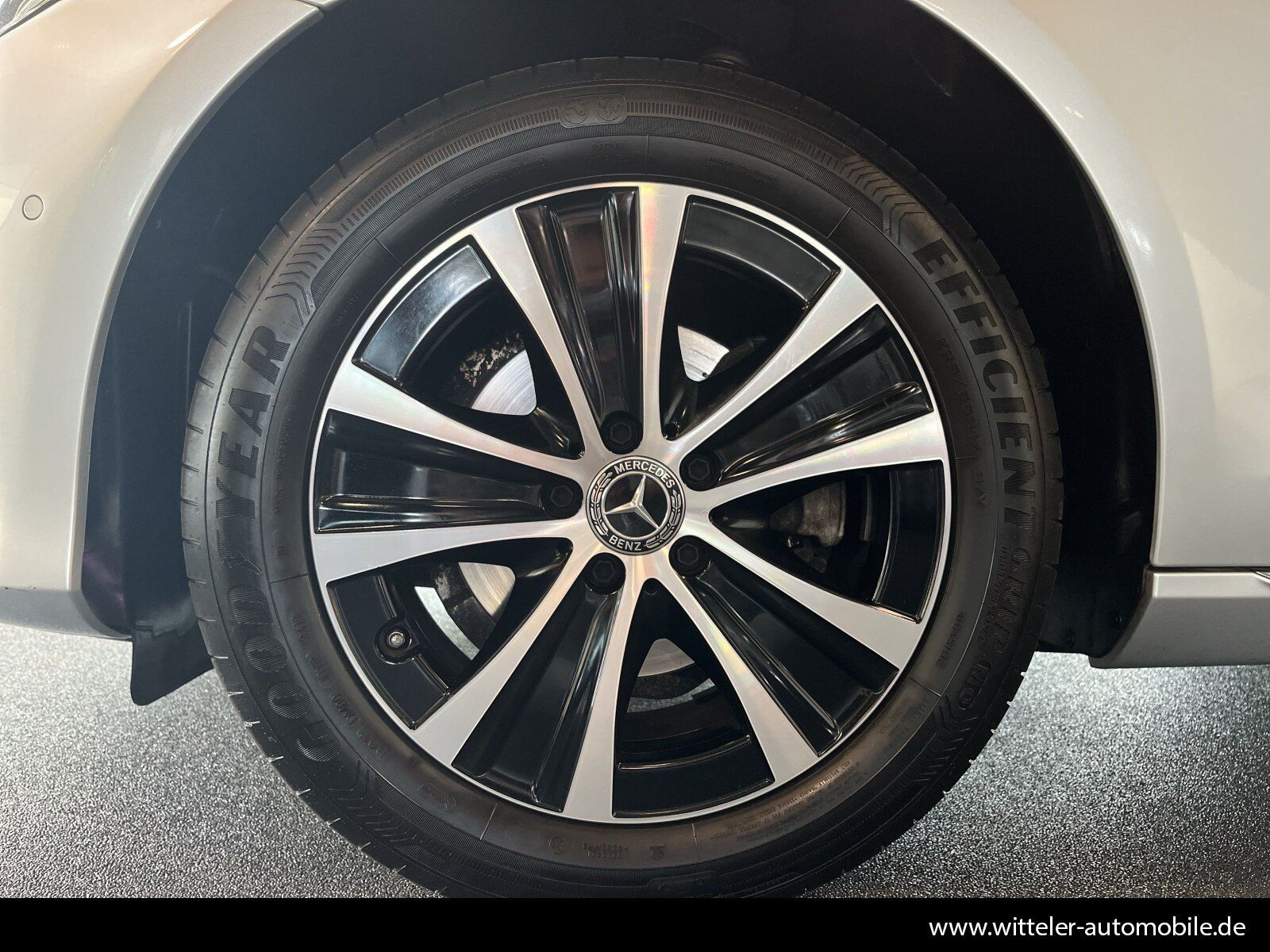 Mercedes-Benz E 220 d EXCLUSIVE LED/AHK/PANO/360°/Navigation foto 14
