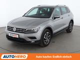 Volkswagen Tiguan 1.5 TSI ACT Join*HUD*NAVI*ACC*LED*PDC*SHZ - silberne Volkswagen Tiguan