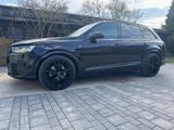 Audi 3.0TDI S-Line Matrix 22" Virtualn Allradle Pano - Audi Q7: 2tdi