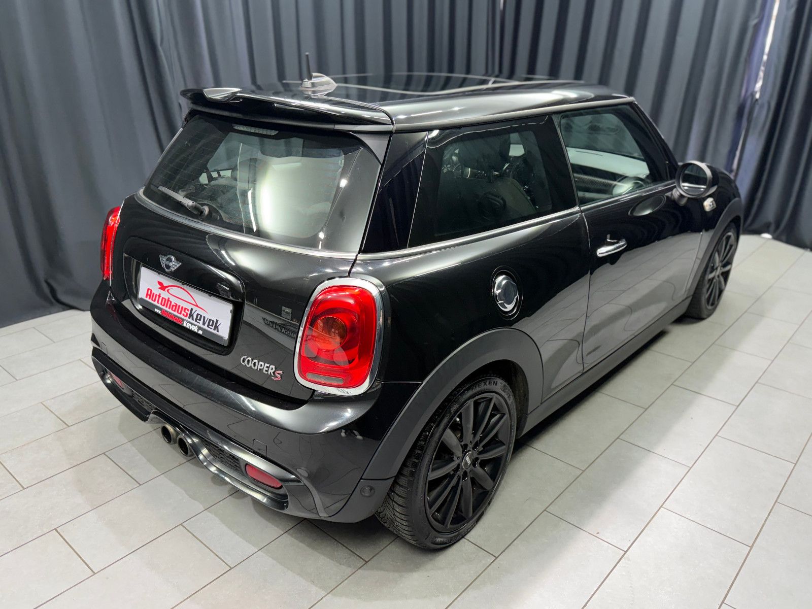 Fahrzeugabbildung MINI MINI Cooper S |1.HAND|AUTOMATIK|PANO