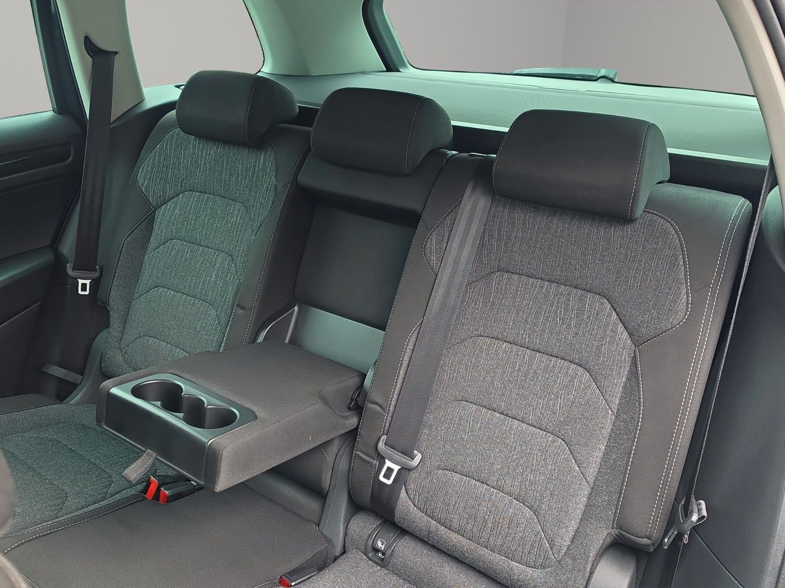 Fahrzeugabbildung SKODA Kodiaq Style 4x4 LED AHK CARPLAYER