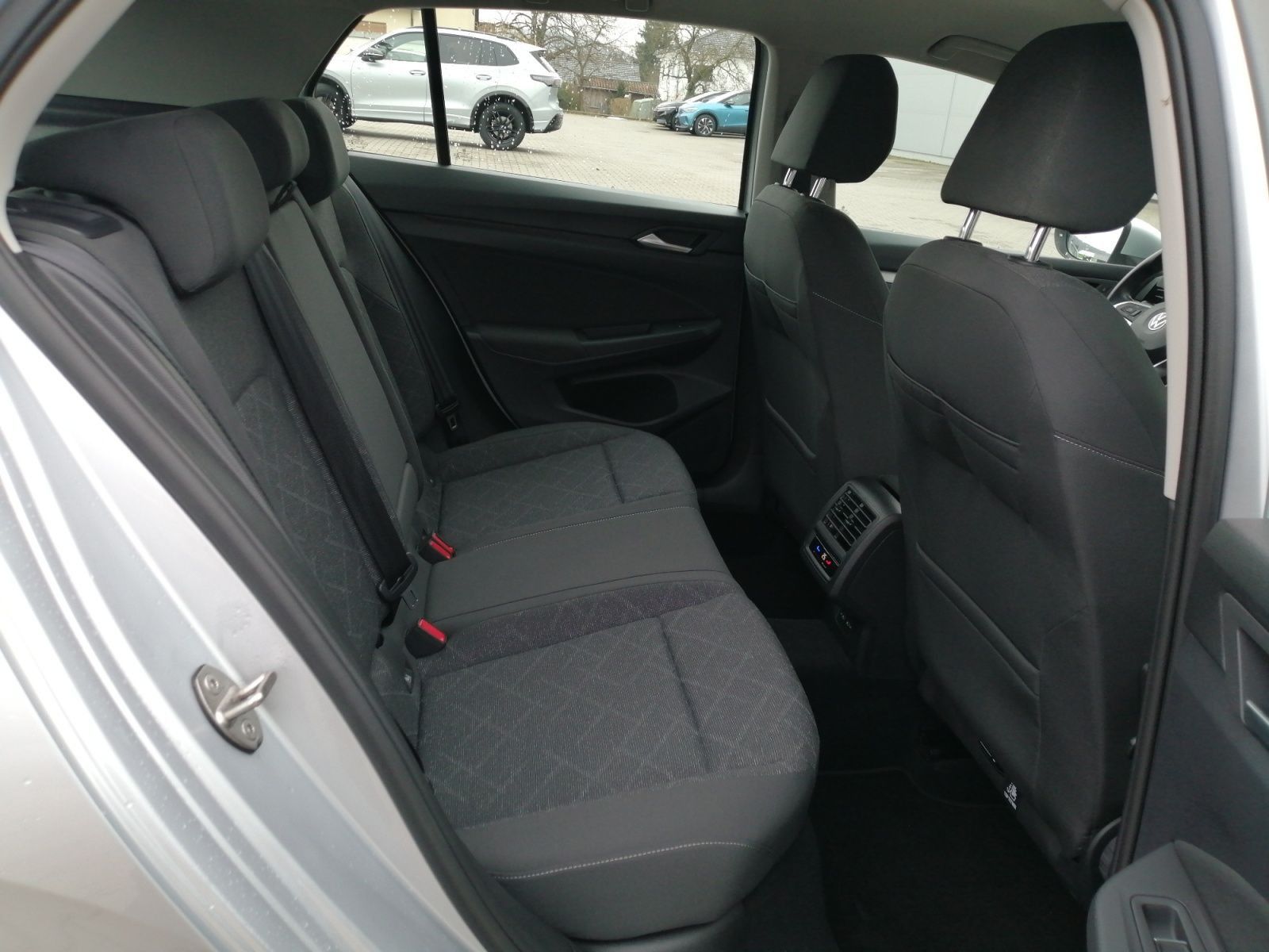Volkswagen Golf - Bild 16