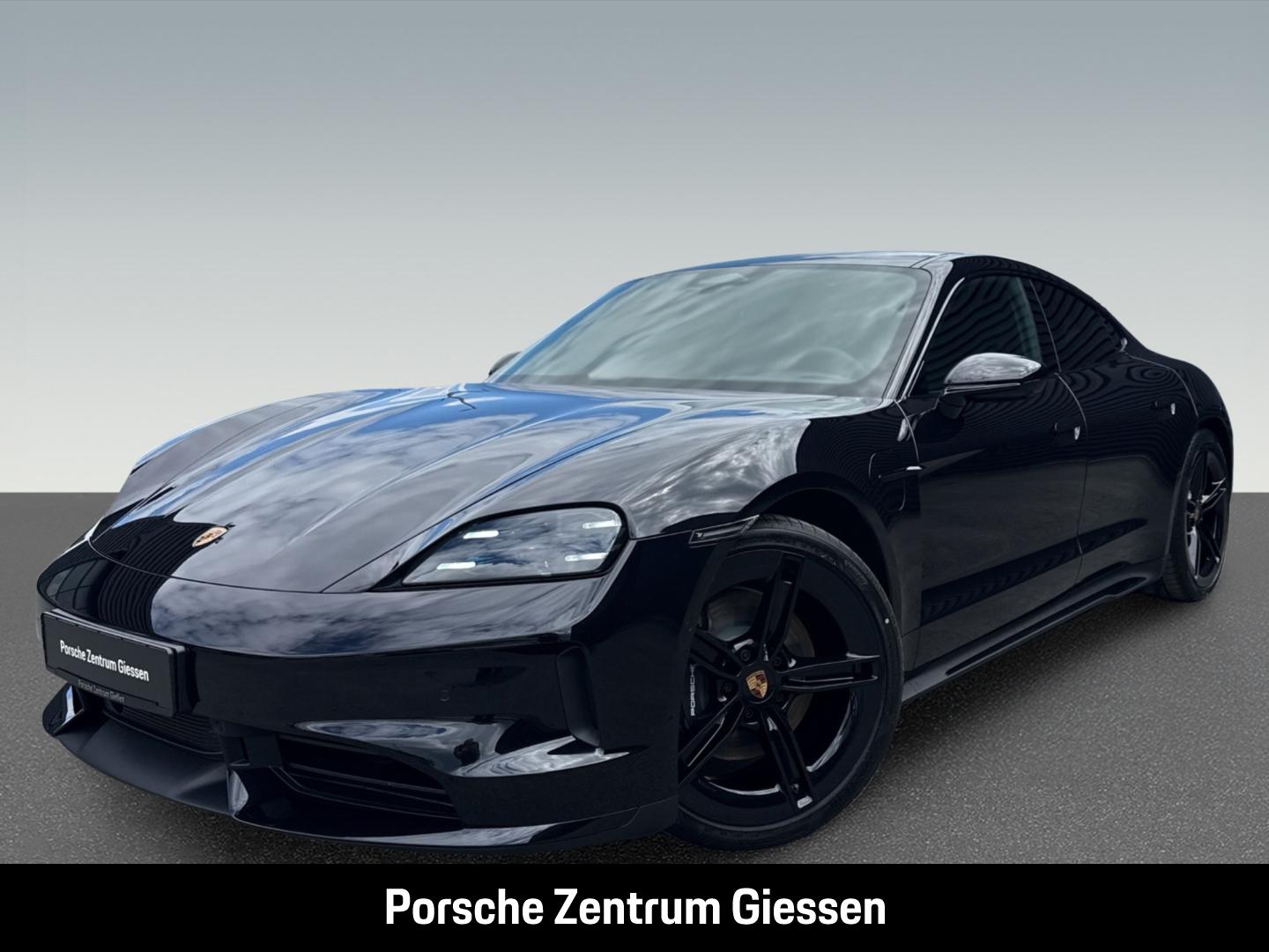 Porsche Taycan Black Edition InnoDrive HA-Lenkung 21-Zol