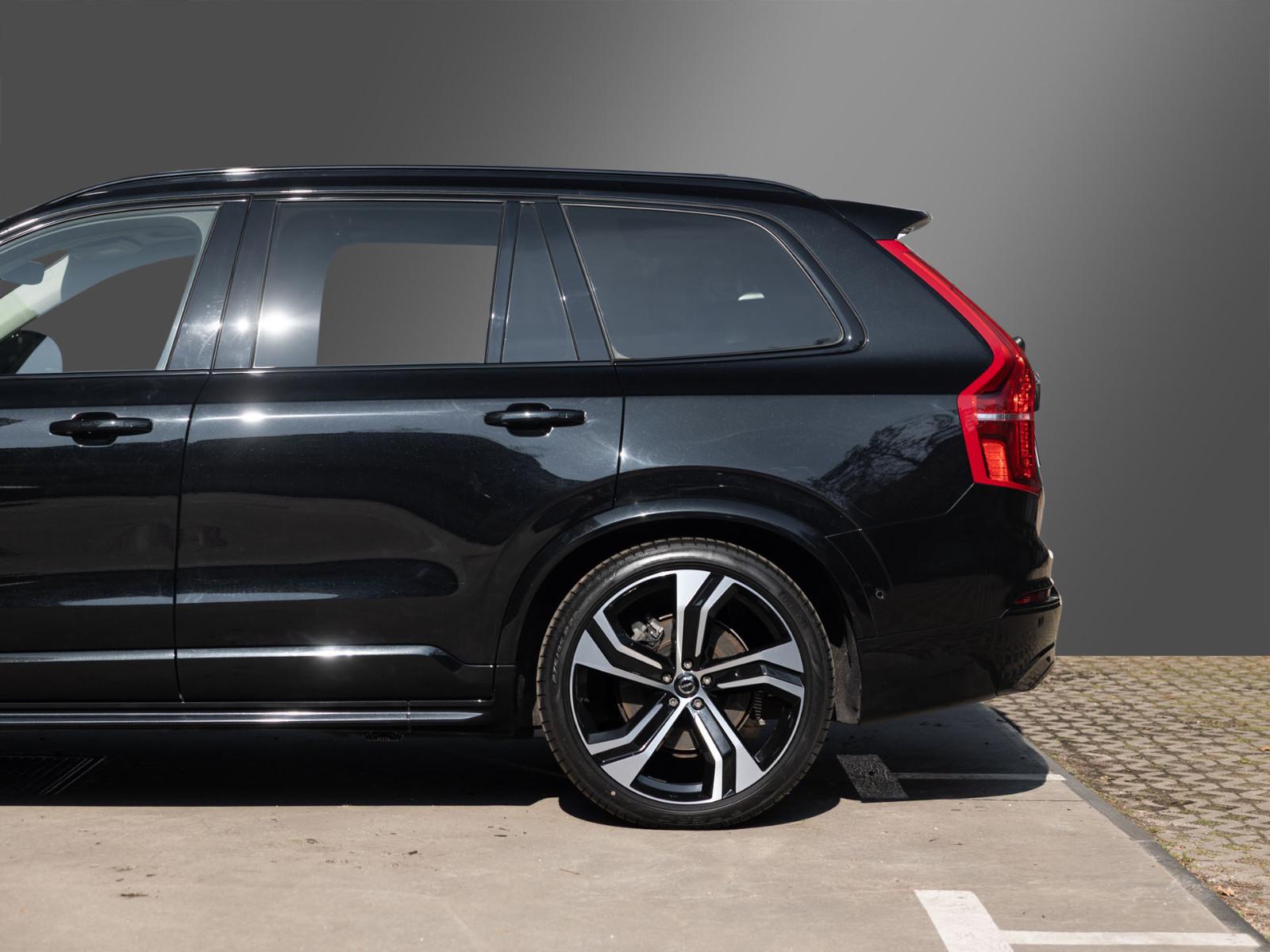 Volvo XC90 B5 AWD Ultimate Dark- voll