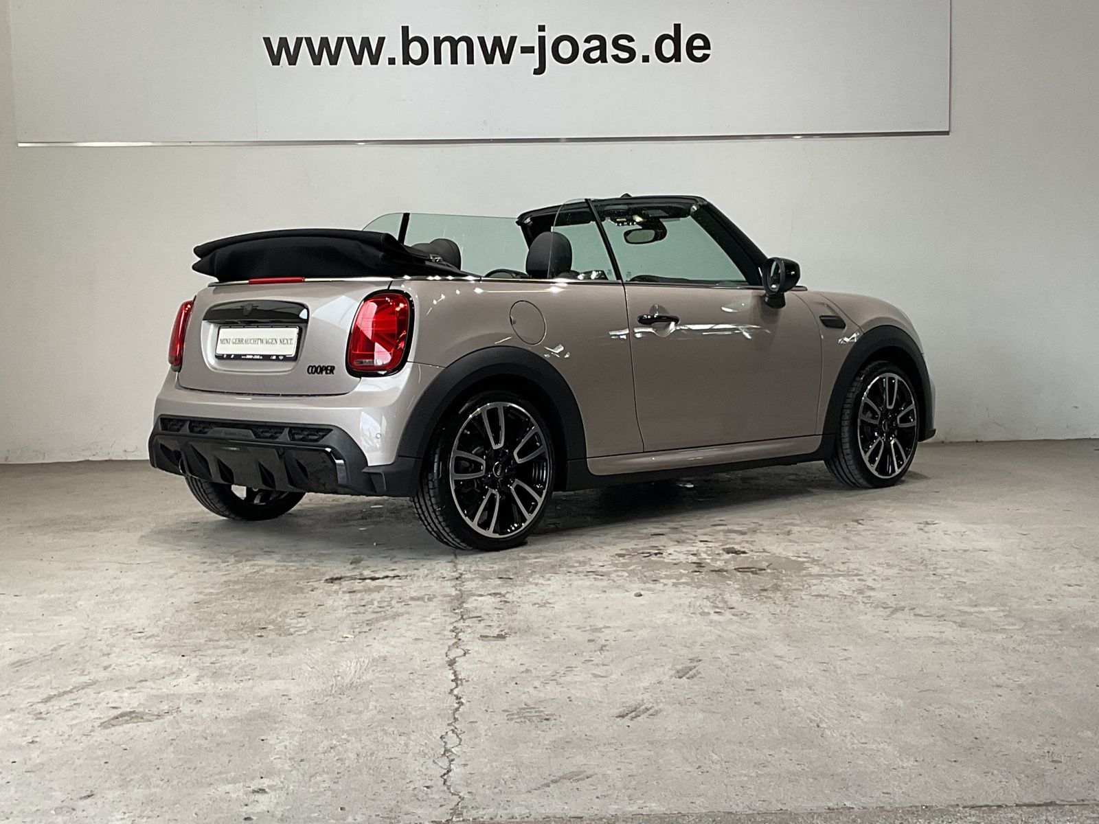 Fahrzeugabbildung MINI Cooper Cabrio RFK Navi Komfortzg. Shz