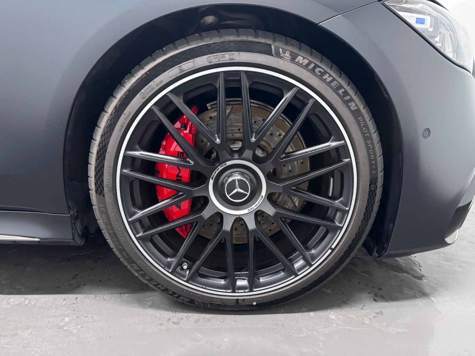Fahrzeugabbildung Mercedes-Benz S 63 E Performance L  *MANUFAKTUR*