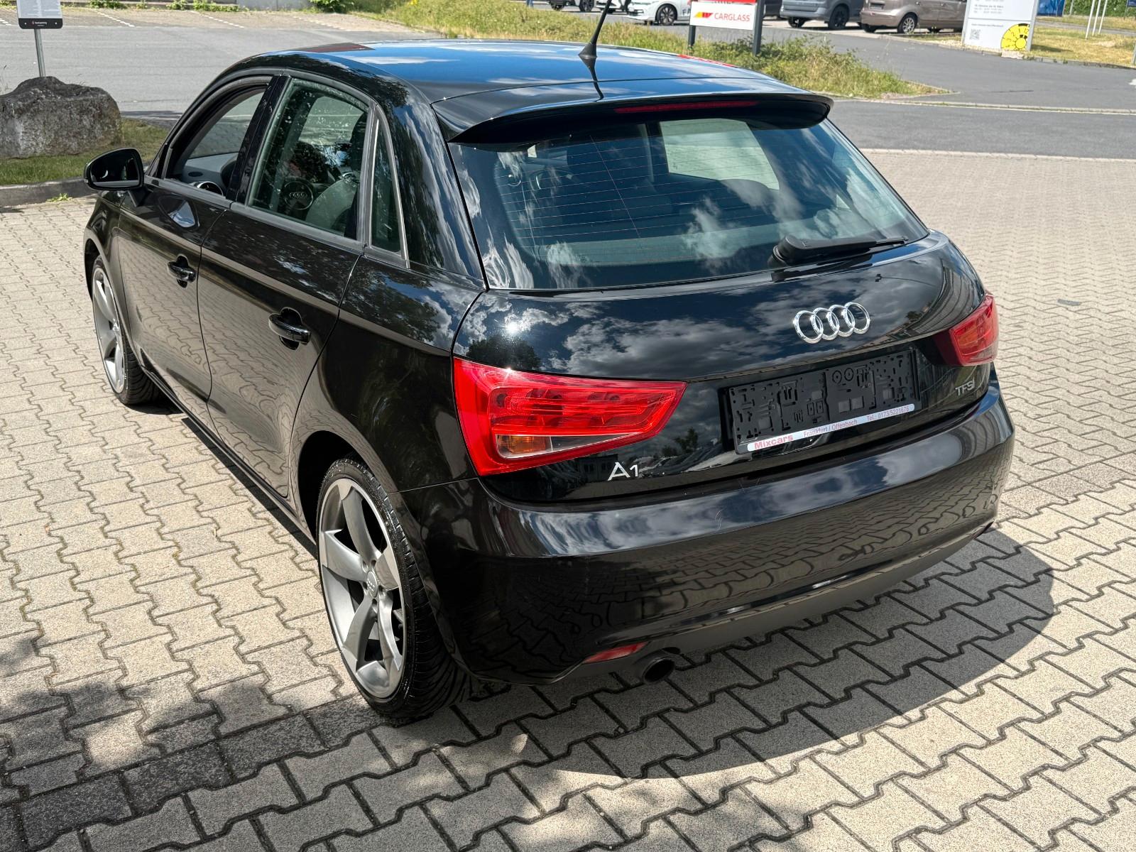 Audi A1 Sportback 1.2 TFSI AMBITION*S.LINE RÄDER**