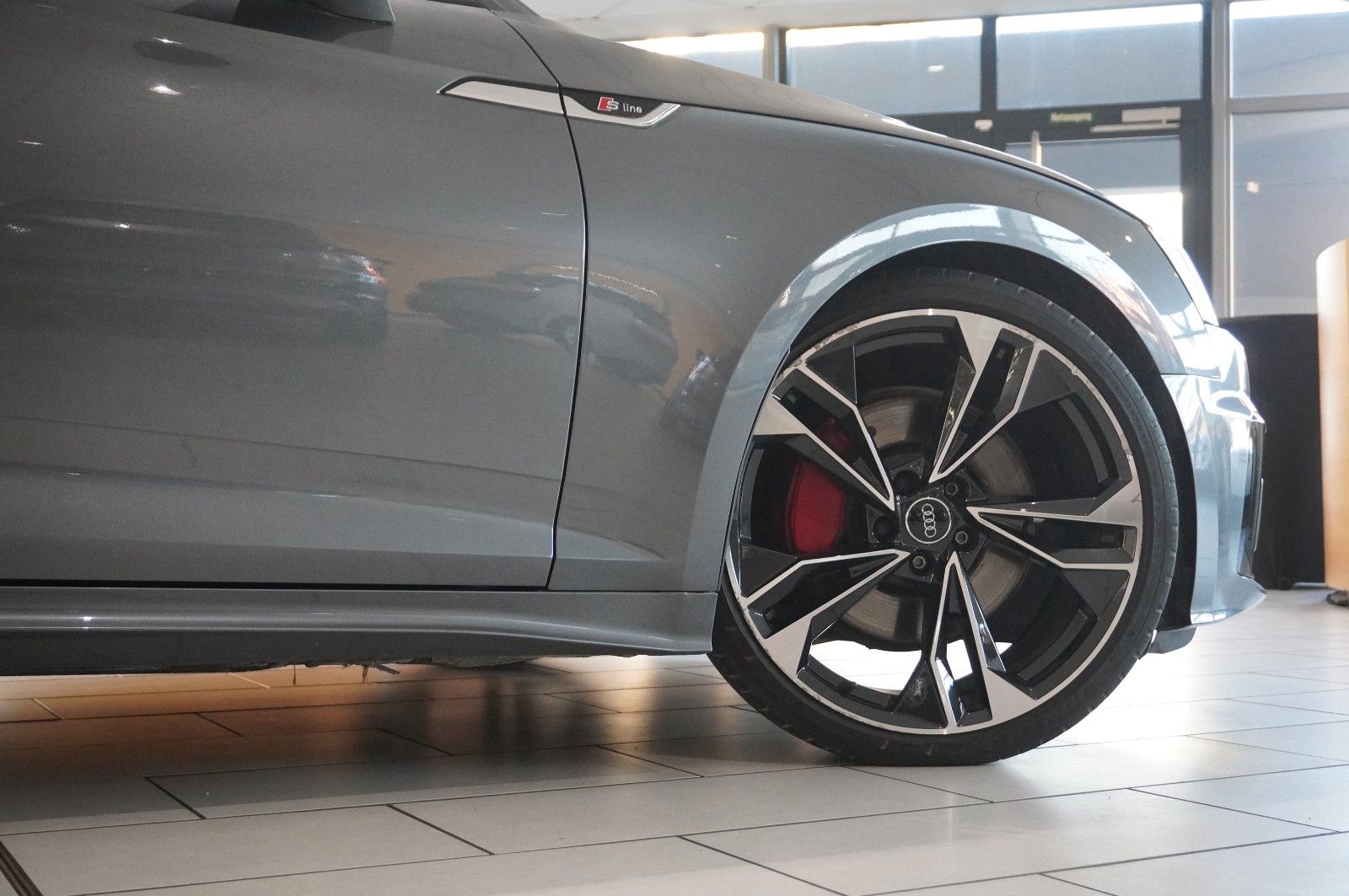 Fahrzeugabbildung Audi A5 Sportback 45 TFSI QUATTRO S-LINE NAVI/MATRIX