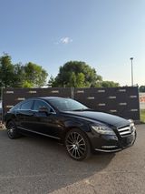 Mercedes-Benz CLS 350 *H&K*MASSAGE*AMBIENTE*SHZ HINTEN* - Mercedes-Benz CLS 350 aus 2012