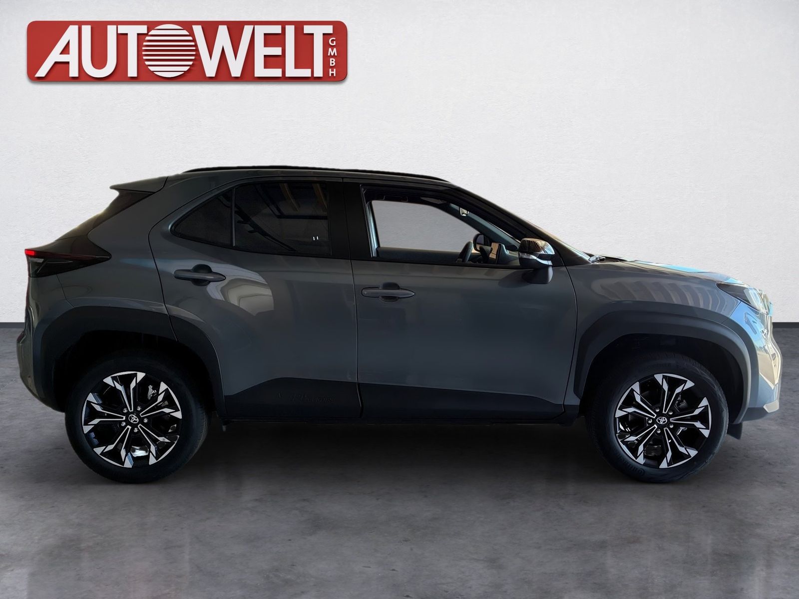 Fahrzeugabbildung Toyota Yaris Cross 5-türig Teamplayer 1.5 VVT-i Hybrid