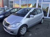 Mercedes-Benz A 160, Automatik, Einparksensoren, Sitzheizung - gebrauchte Mercedes-Benz A 160 aus dem Jahr 2011