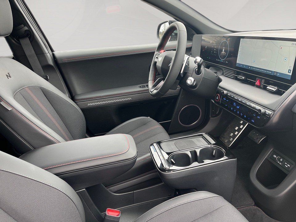 Fahrzeugabbildung Hyundai IONIQ 5 MY25 84kWh 229PS N LINE