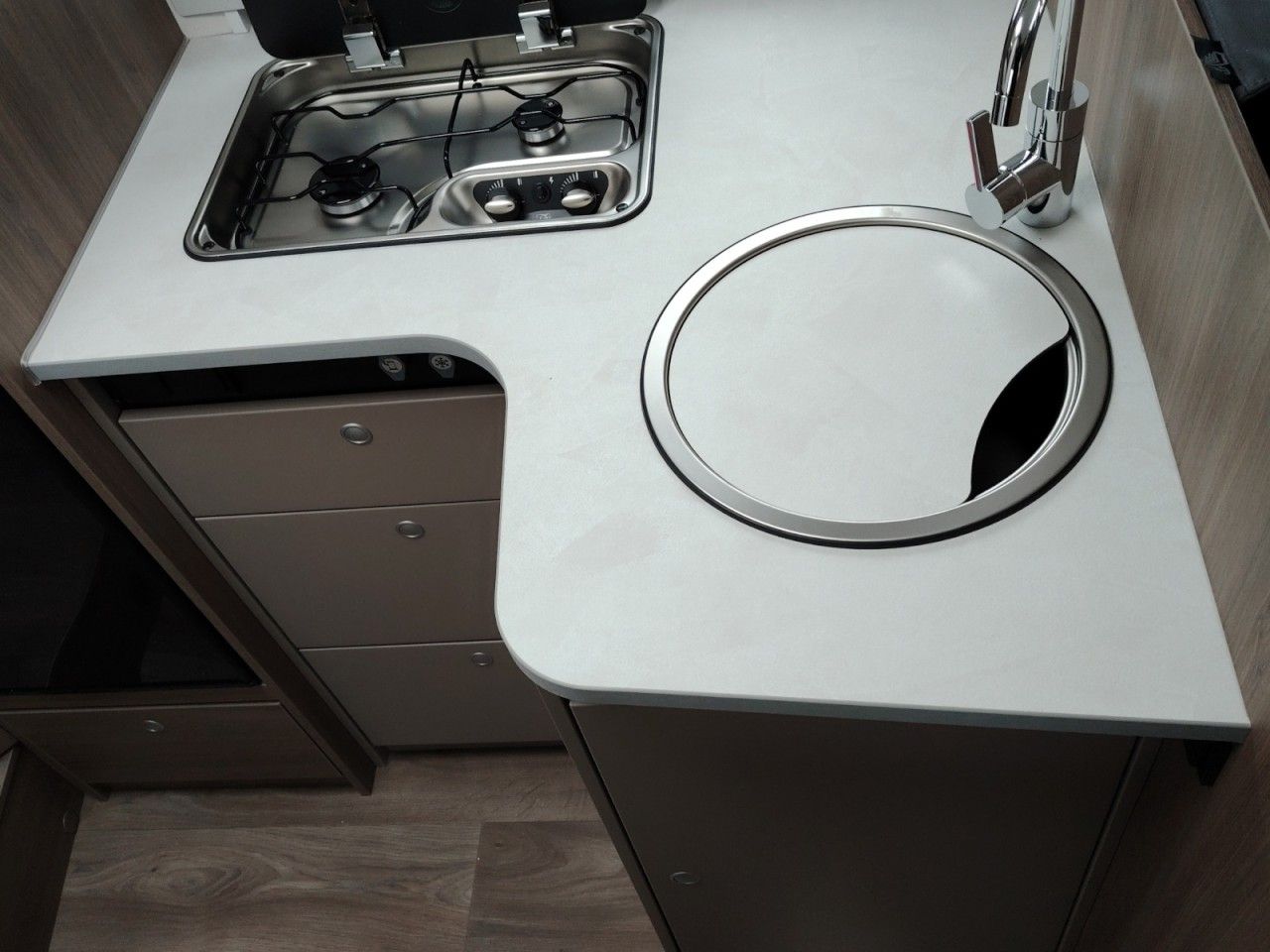 Fahrzeugabbildung Carado T 328 PRO+ Modelljahr 2026