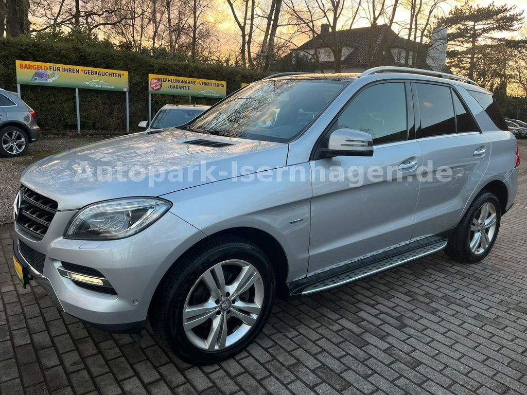 MERCEDES-BENZ ML 350 BlueTEC 4MATIC*Keyless*4xSZH*Pano*RFK*VOL MERCEDES-BENZ ML 350 BlueTEC 4MATIC*Keyless*4xSZH*Pano*RFK*VOL