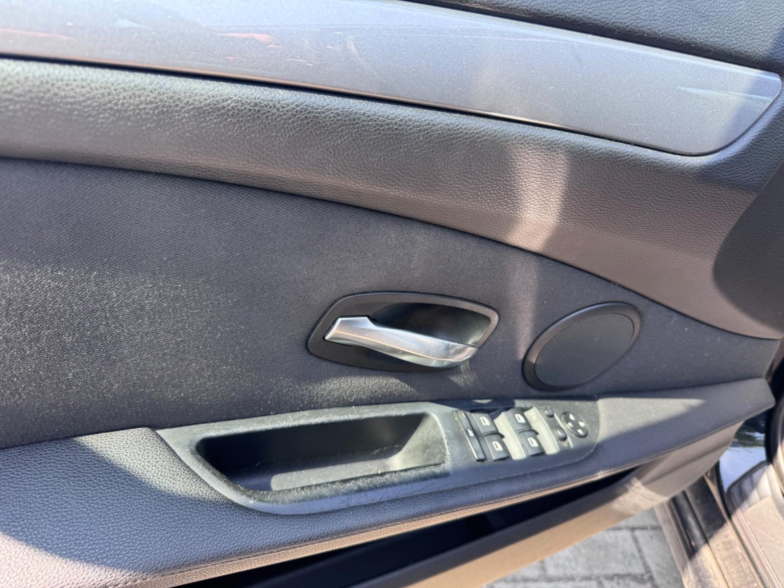 BMW 523 2008 — photo 18