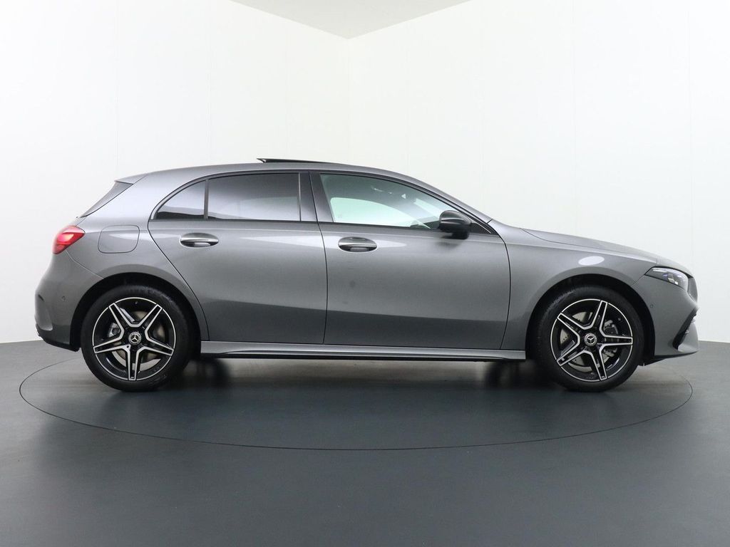 Mercedes-Benz A 250 e Star Edition AMG Line | Panorama - Schie