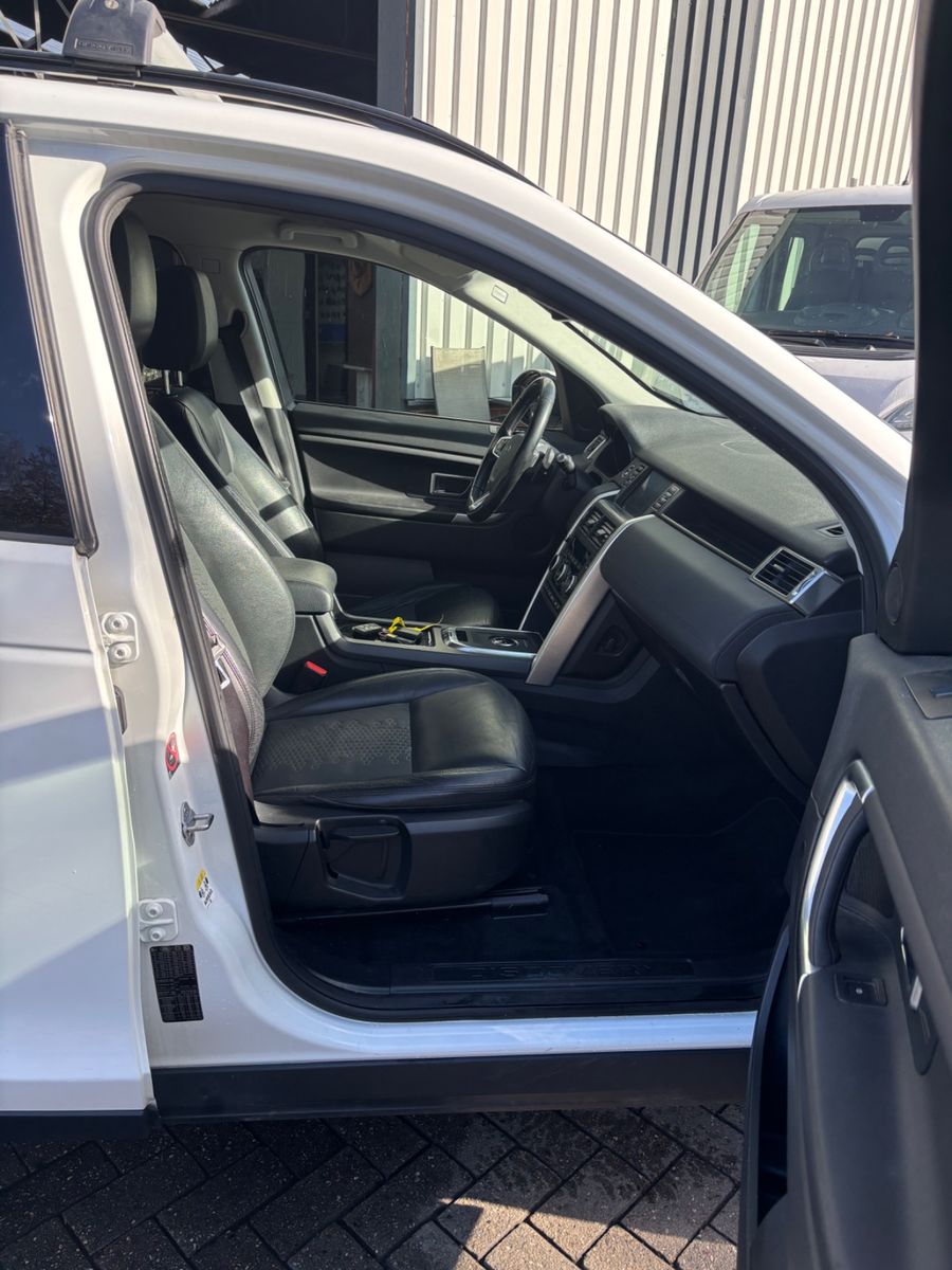 Foto 6 van LAND ROVER Discovery