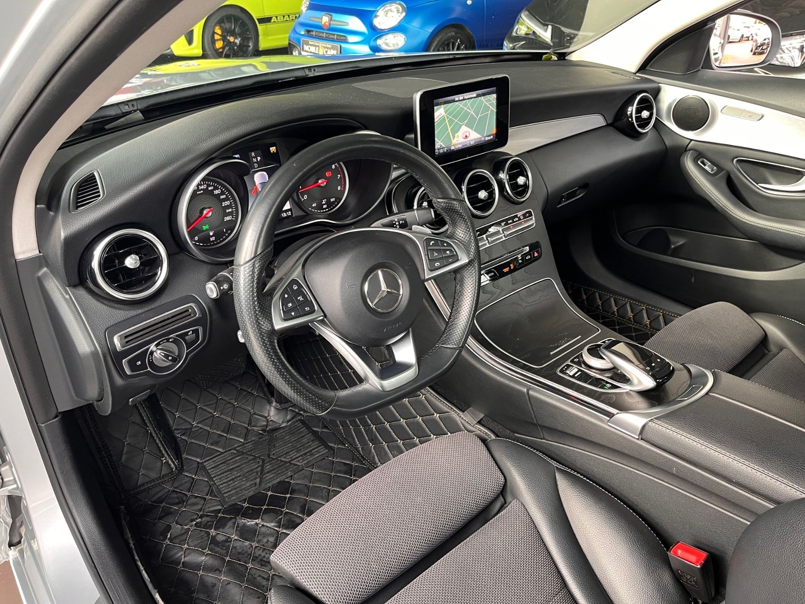 Fahrzeugabbildung Mercedes-Benz C 200 9G-TRONIC AMG Line NAVI LED