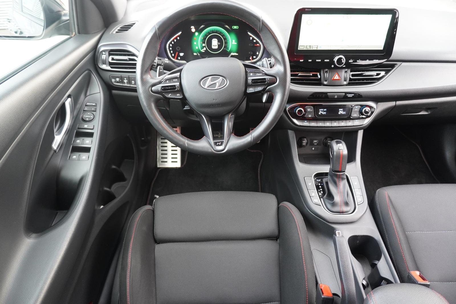 Hyundai i30 Kombi 1.5 T-GDI N-Line DCT Navi LED PDC DAB