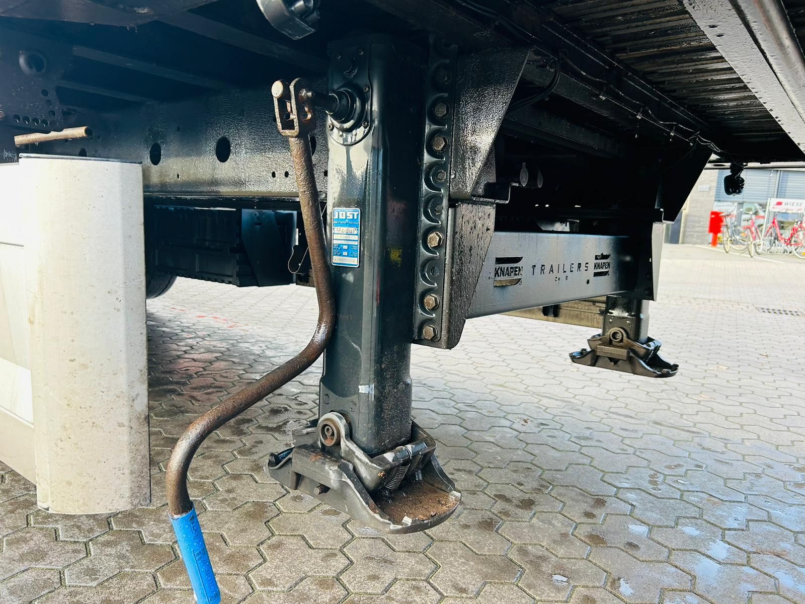 Fahrzeugabbildung Knapen K100 Schubboden 92m³ Alu Felgen TÜV Plane Neu