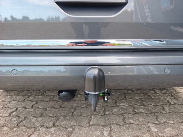 Volkswagen T6.1 Multivan 4M DSG*GenaSix*LED*Nav*Kamera*AHK*