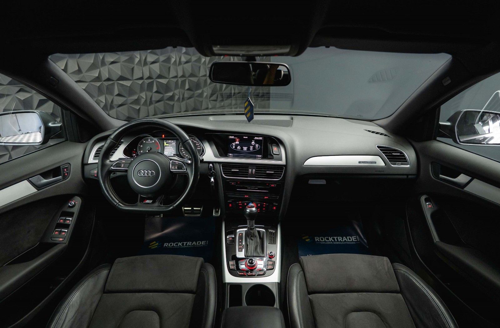 Fahrzeugabbildung Audi S4 Avant 3.0 TFSI quattro | Top Zustand | LED