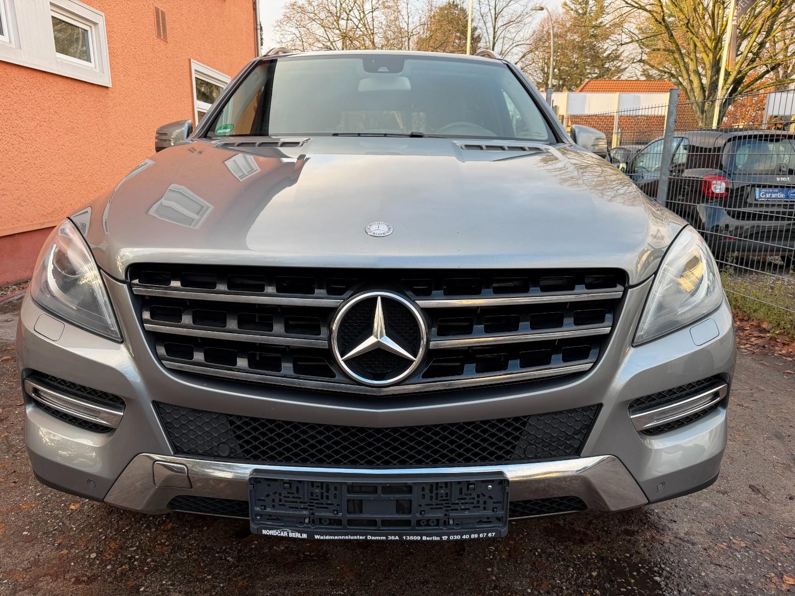 Mercedes-Benz ML 350 CDI BlueTec.Kamera.Schiebedach.AHK