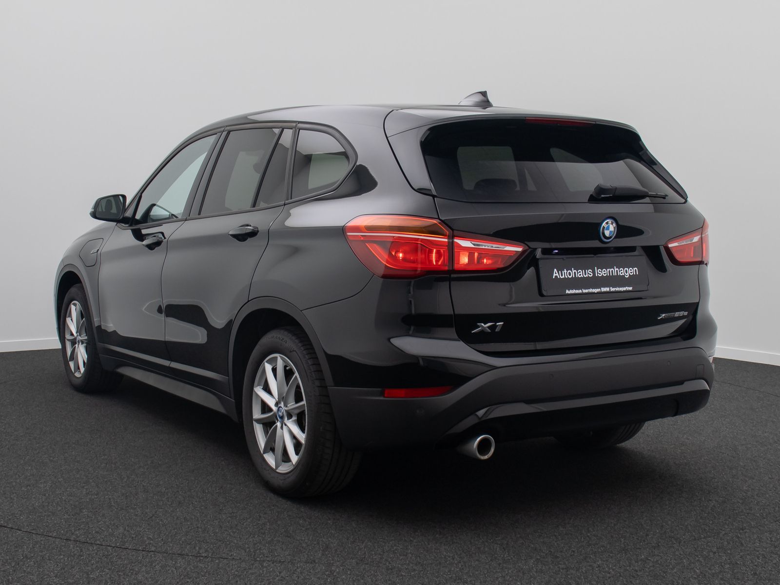 Fahrzeugabbildung BMW X1 xD25e Kamera HUD DAB Navi+ Stop&Go Komfort