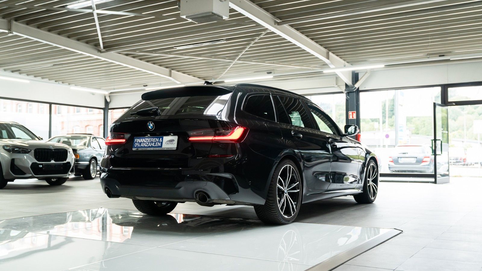 BMW 330d M Sport DriveAProf RückFahrKam ServiceInklu foto 14