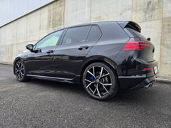 VW Golf VIII R 4Motion Matrix DAB Harman-Kardon