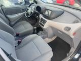 Nissan Almera Tino Acenta plus 1.8 16V / Klimaautomatik - Nissan Almera