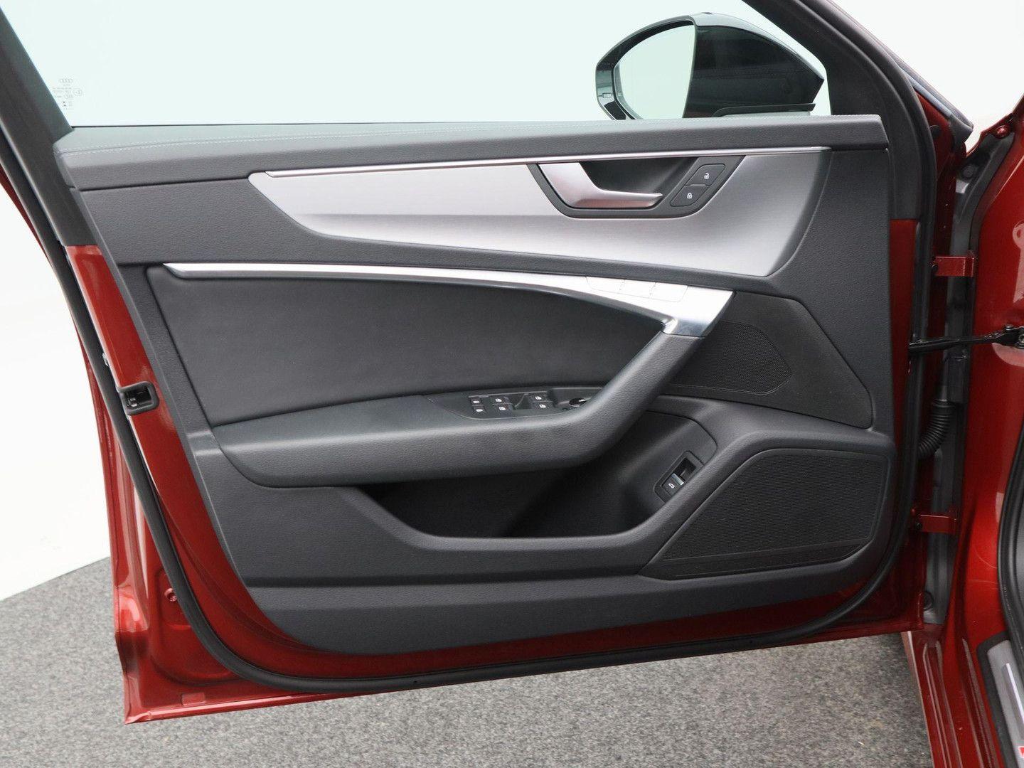 Audi A6 Limousine 40 TFSi 204 Pk S-Line Competition, миниатюра 19