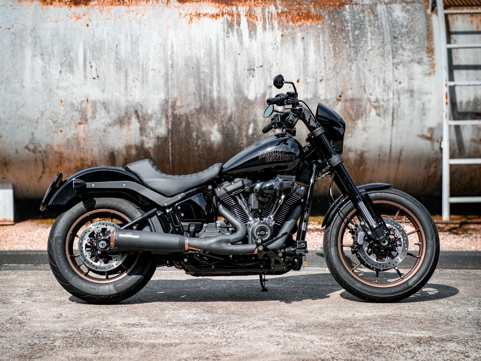 Harley-Davidson FXLRS Low Rider S 117 - J&H Auspuff - TOP!