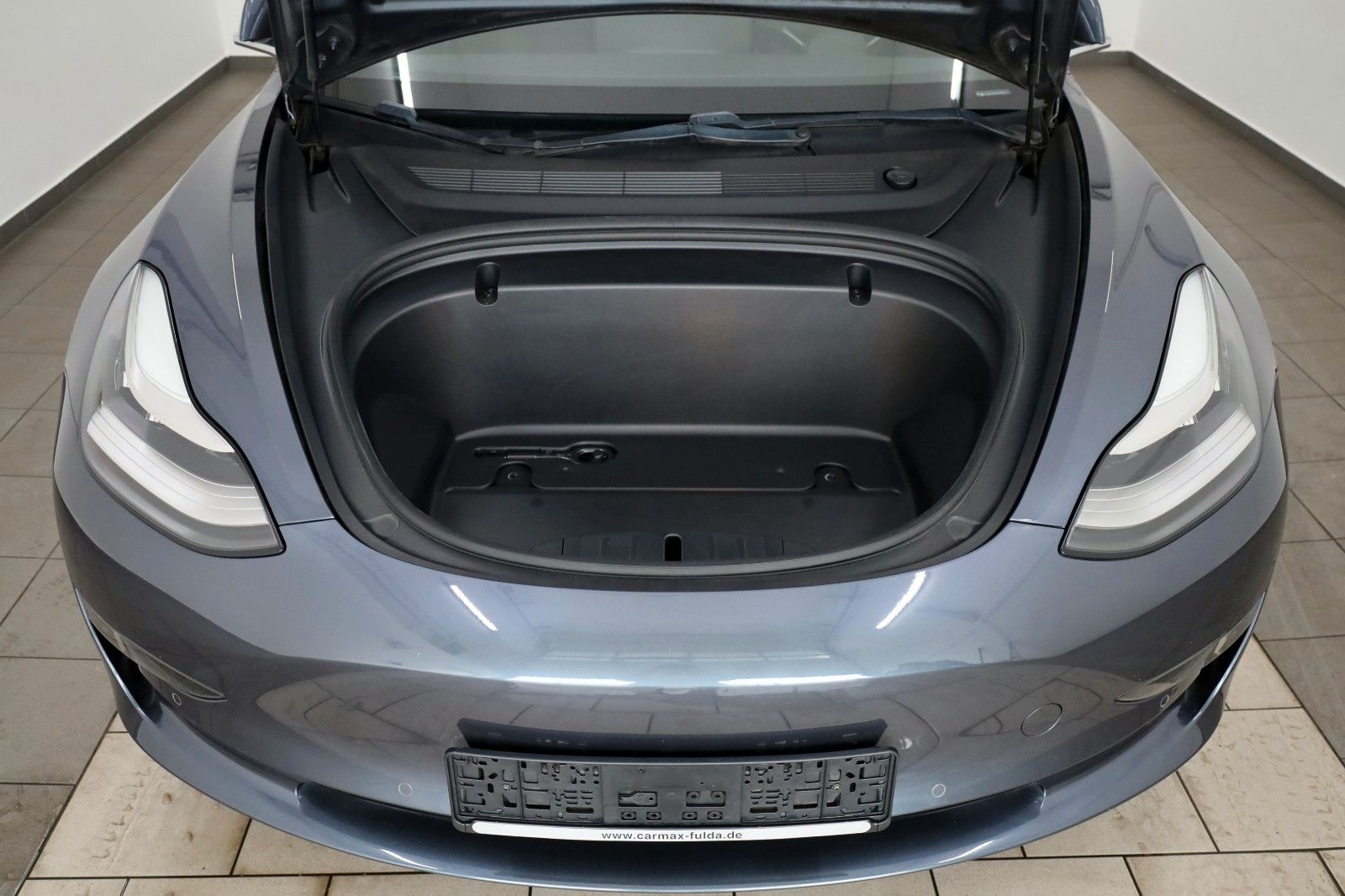 Fahrzeugabbildung Tesla Model 3 Long Range AWD Leder,Navi,LED,Panorama