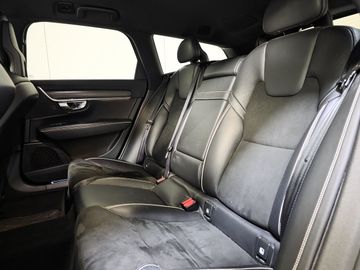 Volvo V90 - 10