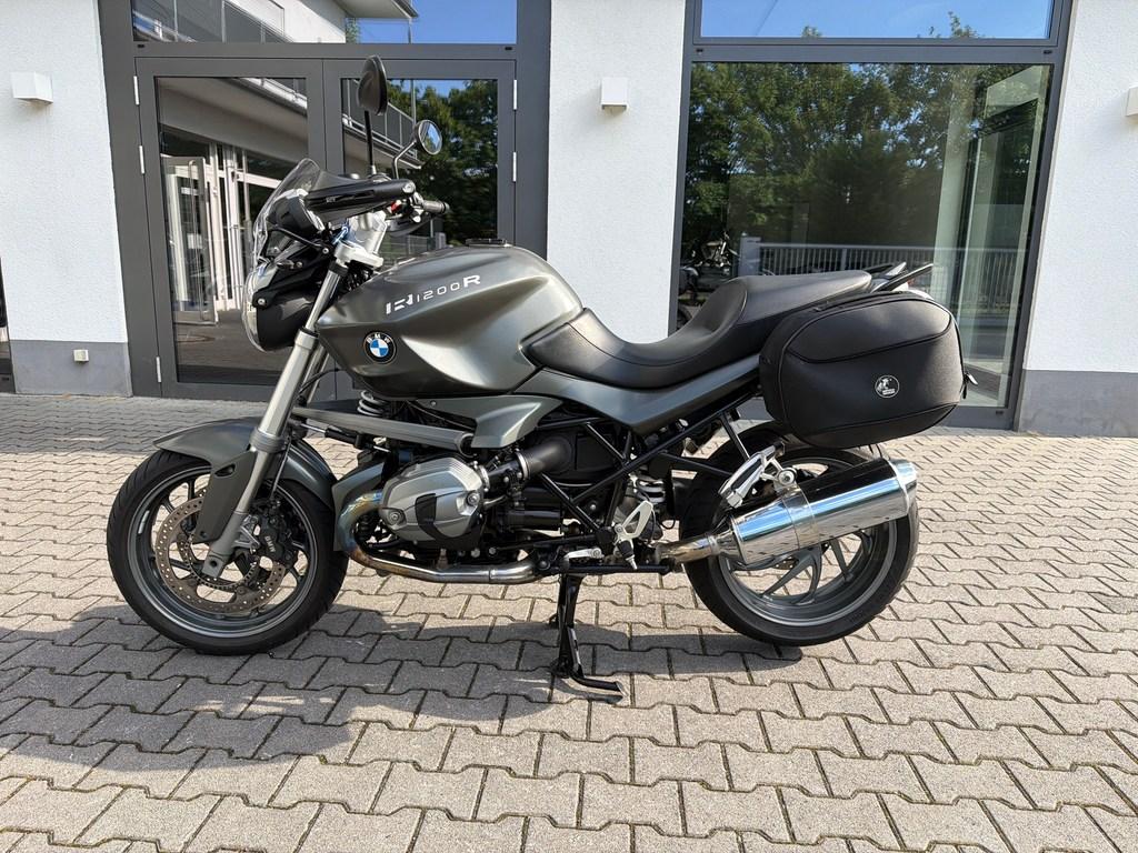 BMW R 1200 R Safety- & Touring-Paket DWA