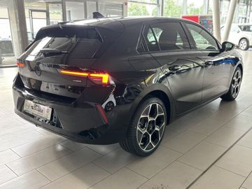 Fotografie 10 des Opel Astra 1.2 Turbo Hybrid 48 V GS Tech Paket