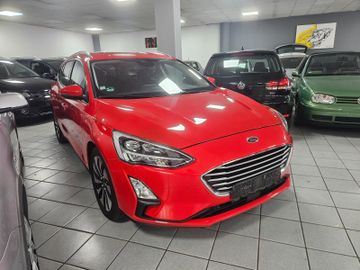 Ford Focus - 1