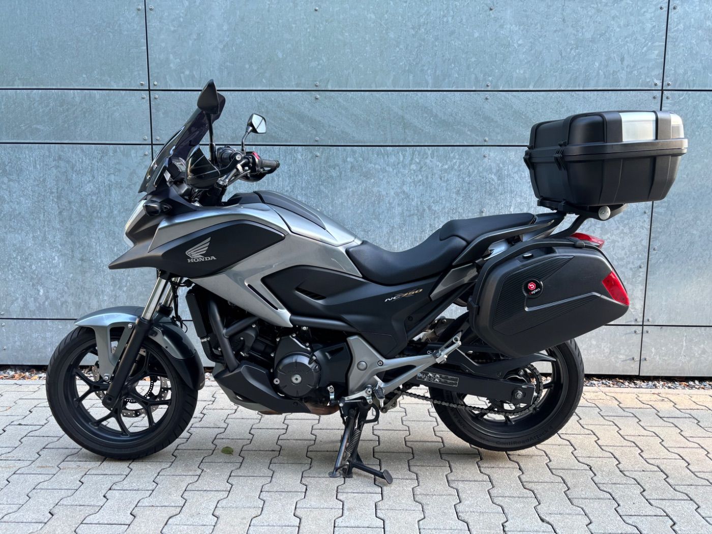 Fahrzeugabbildung Honda NC 750 X Griffheizung Seitenkoffer Topcase