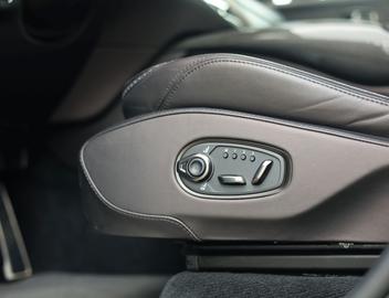 صورة مصغرة 24 لـ 2021 Aston Martin DBX