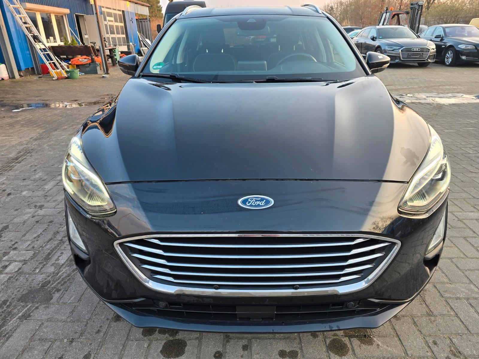 Ford Focus Turnier Titanium X