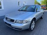 Audi A4 2.8  quattro - Audi A4 mit Benzin-Antrieb: Limousine, 2.8