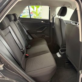 Volkswagen T-Roc - 10