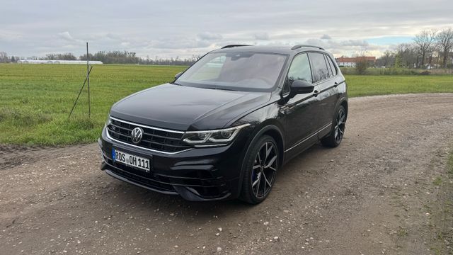 Volkswagen Tiguan R DSG PANO MATRIX 21 AHK SOUND