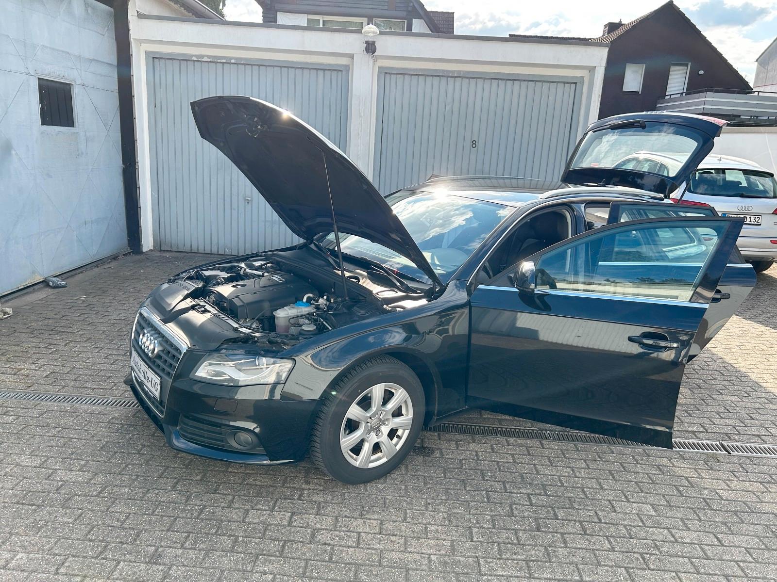 Audi A4 2009 — photo 18