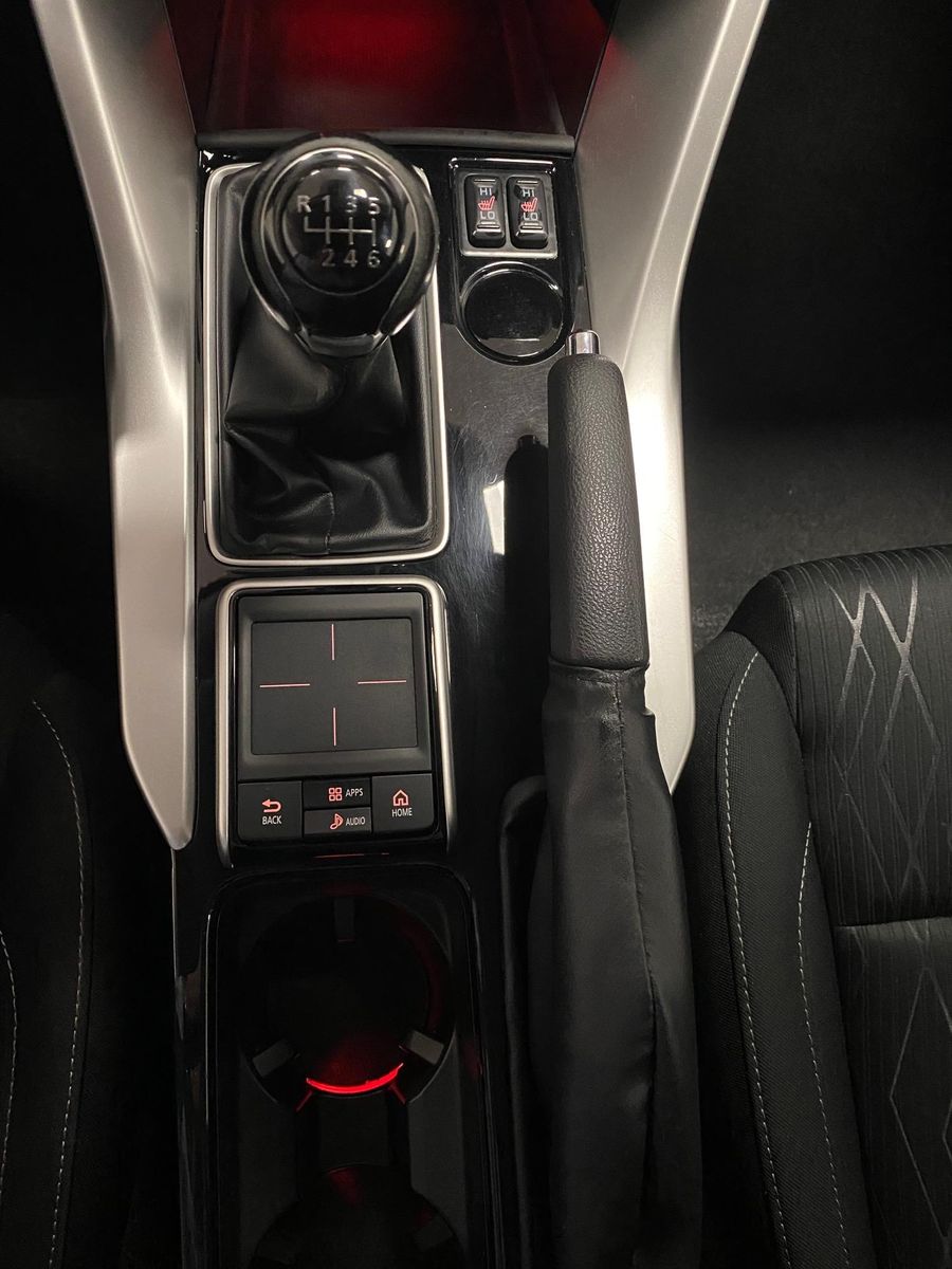 Fahrzeugabbildung Mitsubishi Eclipse Cross 1.5 T-MIVEC Intro Edition 2WD APP+