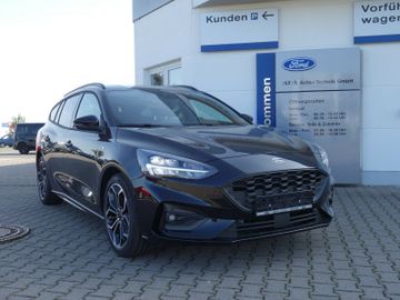 Fotografie Ford Focus Turnier ST-Line X LED B&O Winterpaket