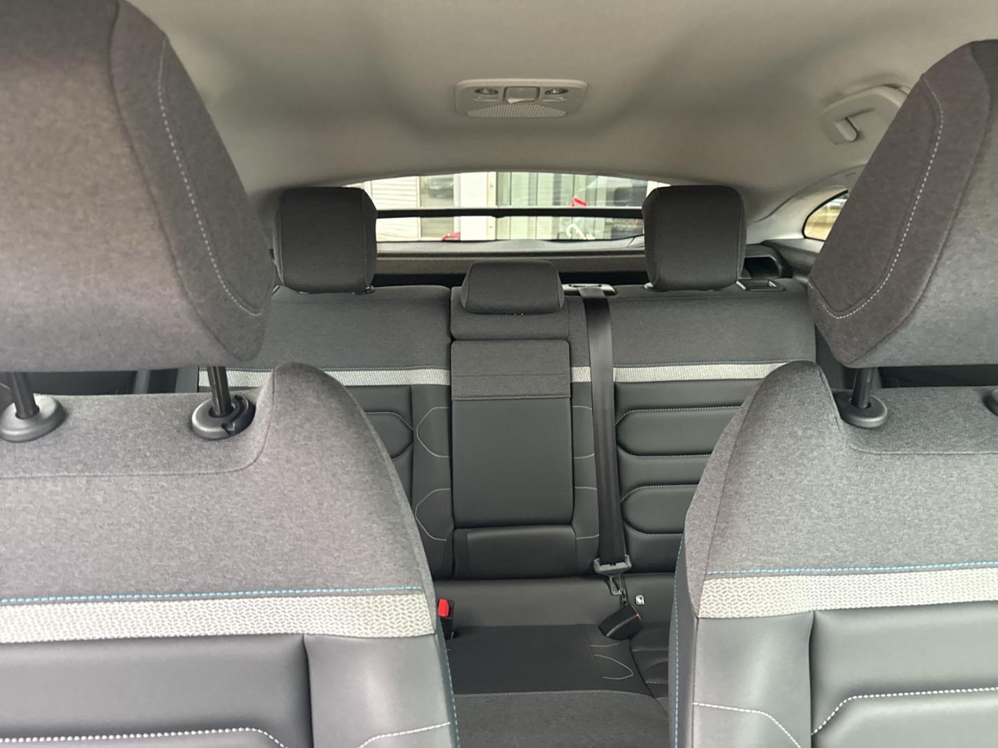 Citroën C4 Max HUD Navi Digitales Cockpit LED ACC Apple 